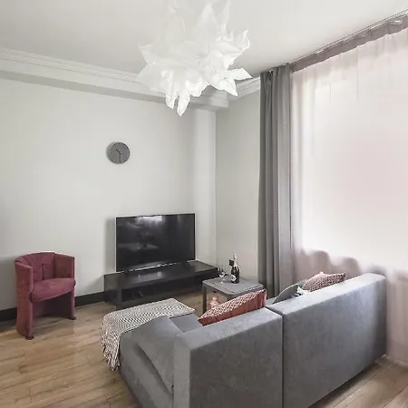 Queen! Size Bed Διαμέρισμα